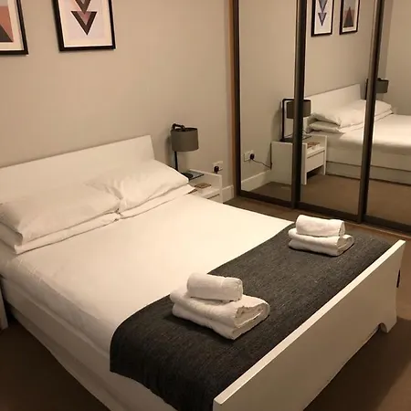 Modern And Stylish By Grand Canal Apartment *